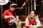 东哥爆料海底捞视频,海底捞内部员工真实工作状态视频曝光